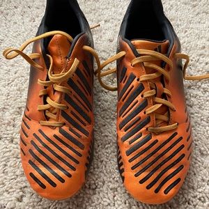 Adidas Predator Absolado soccer cleats boys size 5